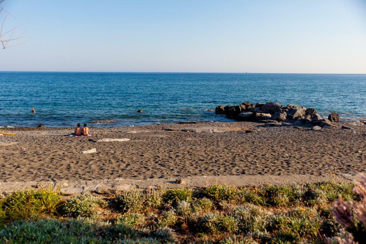 Alley To The Beach Ierapetra  Exterior photo